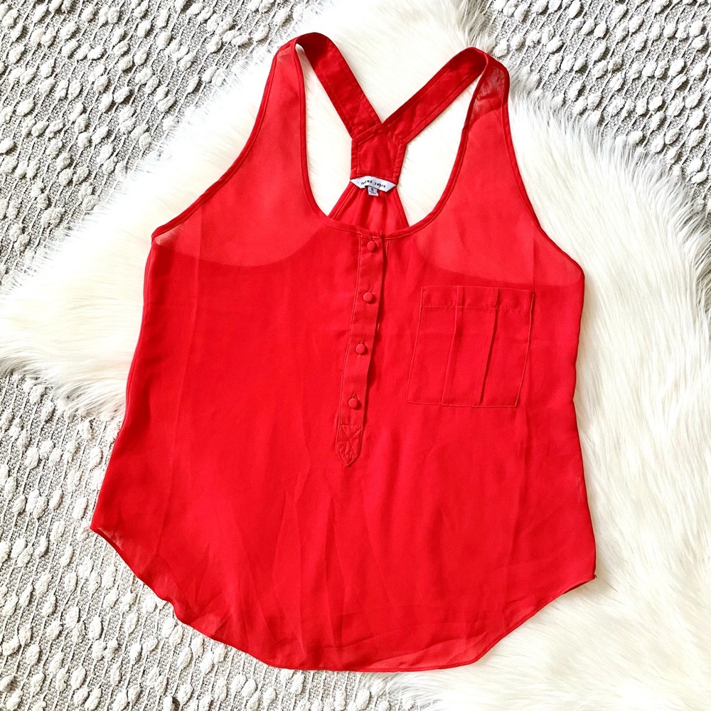 (❤️3/$30) Red razor back tank with pocket
